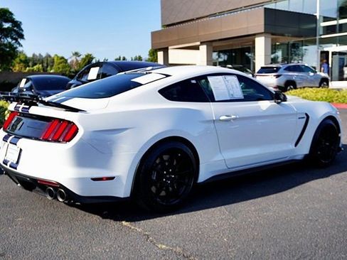 Used 2020 Ford Mustang Shelby GT350 w/ Technology Package RWD image 9