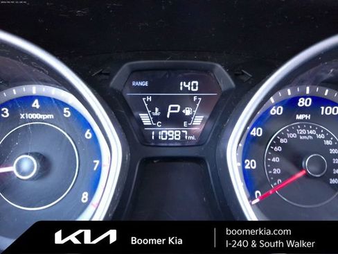 Used 2014 Hyundai Elantra Limited FWD image 13