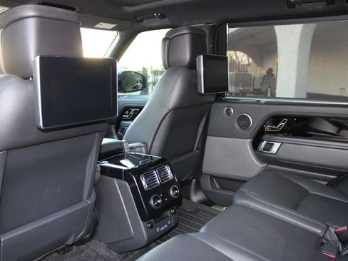 Used 2021 Land Rover Range Rover P525 Westminster Edition LWB image 22