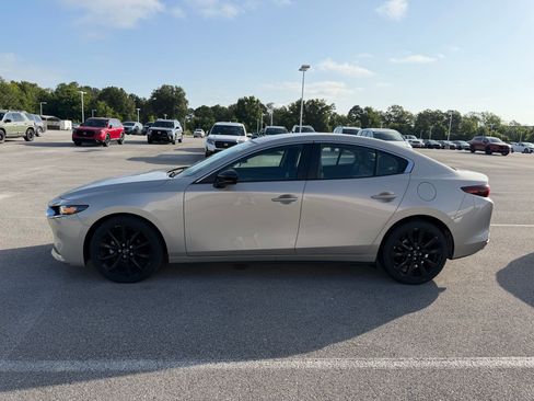 Used 2024 MAZDA MAZDA3 s FWD image 2