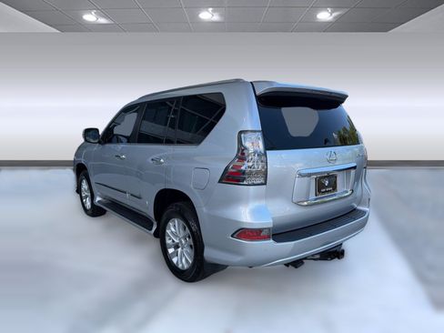 Used 2019 Lexus GX 460 Premium AWD/4WD image 3