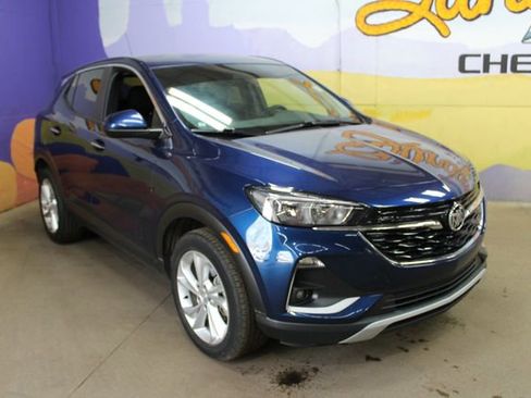 Used 2023 Buick Encore GX Preferred w/ Cold Weather Comfort Package FWD image 4