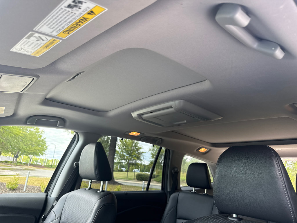 Used 2017 Honda Pilot Elite image 31