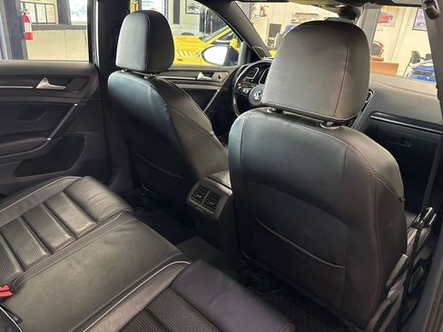 Used 2018 Volkswagen Golf R 4-Door AWD/4WD image 43