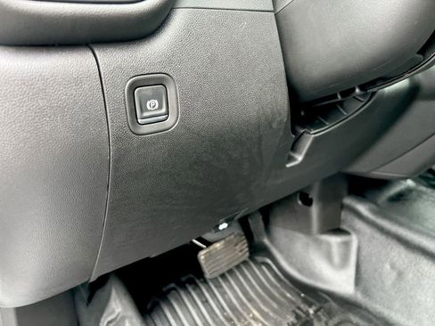 New 2025 GMC Sierra 2500 Pro w/ Convenience Package image 47