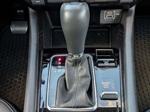 Used 2022 Jeep Compass Latitude w/ Sun and Sound Group image 28