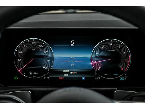 New 2026 Mercedes-Benz GLB 250 4MATIC image 13