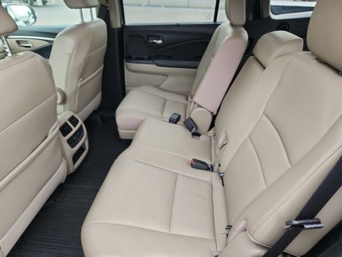 Used 2019 Honda Pilot EX-L image 17