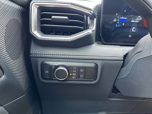 Used 2024 Ford Mustang Premium image 23