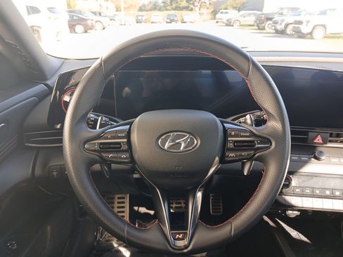 Used 2023 Hyundai Elantra N Line image 17