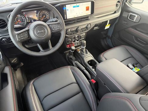 New 2026 Jeep Gladiator Rubicon AWD/4WD image 13