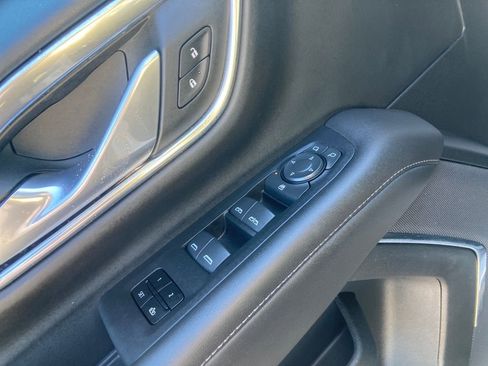 Used 2024 Chevrolet Tahoe LT image 12