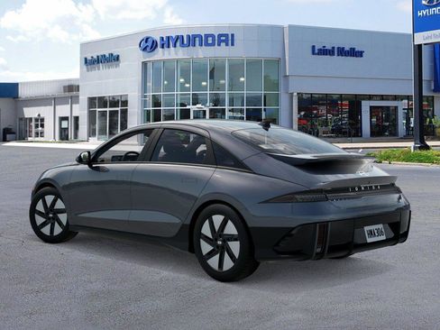 New 2025 Hyundai Ioniq 6 SE image 5