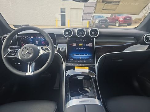New 2026 Mercedes-Benz GLC 300 4MATIC image 12