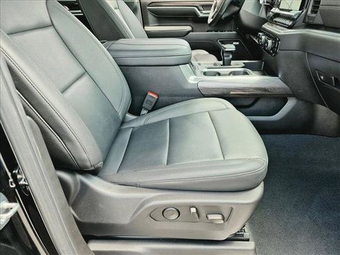 Used 2024 Chevrolet Silverado 1500 LTZ RWD image 21