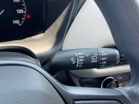 Certified 2024 Honda HR-V LX image 21