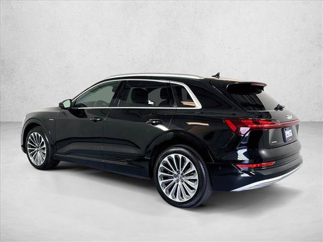 Used 2019 Audi e-tron Prestige w/ Prestige Package AWD/4WD image 7