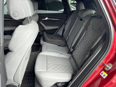 Used 2018 Audi SQ5 Prestige w/ Prestige Package AWD/4WD image 12