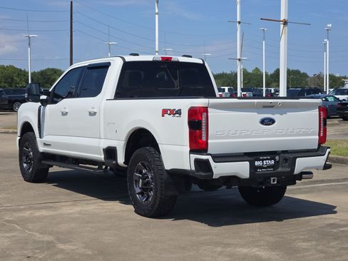 Used 2024 Ford F250 Lariat w/ Sport Appearance Package AWD/4WD image 7