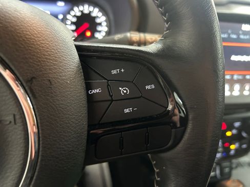 Used 2021 Jeep Renegade Latitude image 26