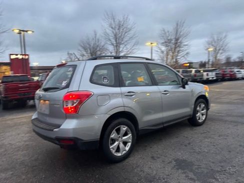 Used 2015 Subaru Forester 2.5i w/ Alloy Wheel Package image 5