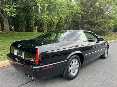 Used 2002 Cadillac Eldorado Touring w/ Preffered Equipment Group FWD image 46