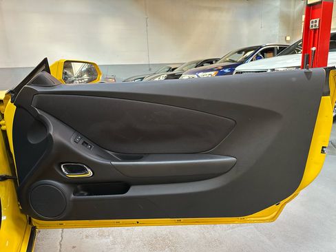 Used 2012 Chevrolet Camaro LT image 8