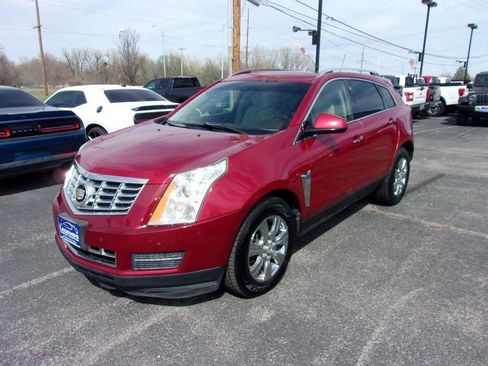 Used 2015 Cadillac SRX Luxury image 1