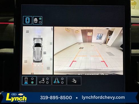 Used 2024 GMC Acadia AT4 w/ LPO, Floor Liner Package image 6