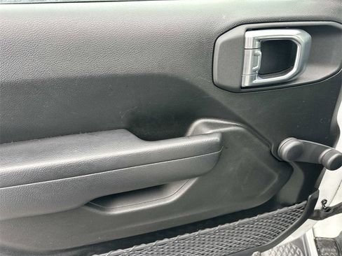 Used 2023 Jeep Gladiator Sport w/ Trailer Tow Package image 15