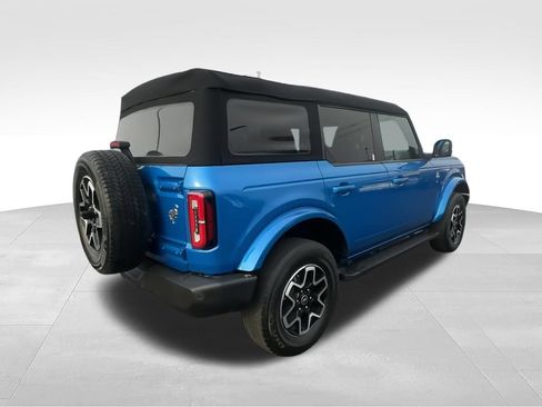 Used 2023 Ford Bronco Outer Banks AWD/4WD image 8