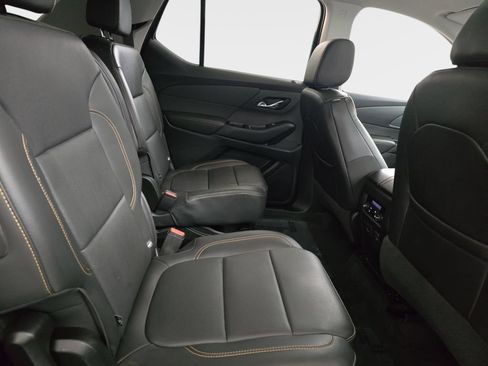 Used 2020 Chevrolet Traverse Premier AWD/4WD image 13