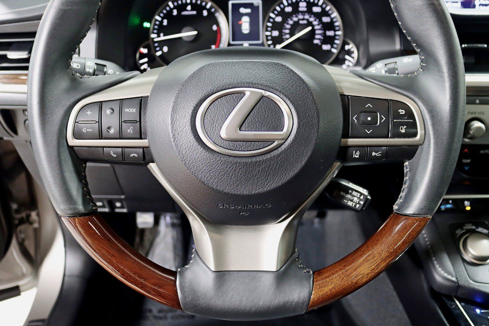 Used 2017 Lexus ES 350 w/ Premium Package FWD image 16