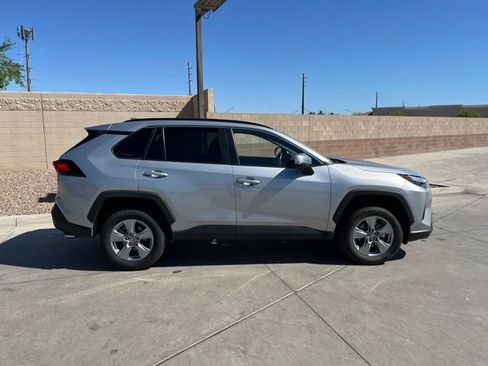 Used 2025 Toyota RAV4 XLE image 3