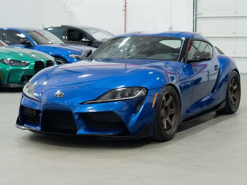 Used 2024 Toyota Supra Premium image 3