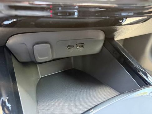 New 2026 Chevrolet Trax RS image 26