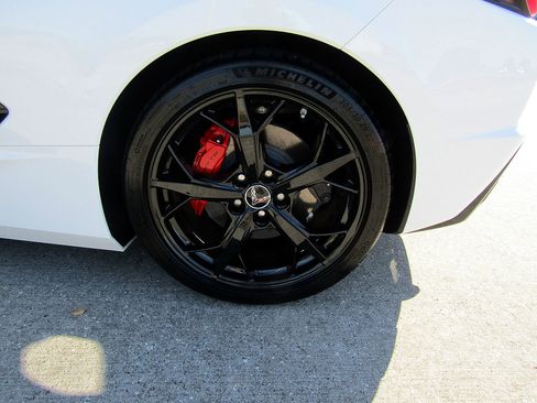 Used 2023 Chevrolet Corvette Stingray Coupe image 25