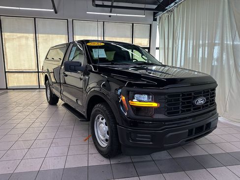 Used 2024 Ford F150 XL RWD image 2