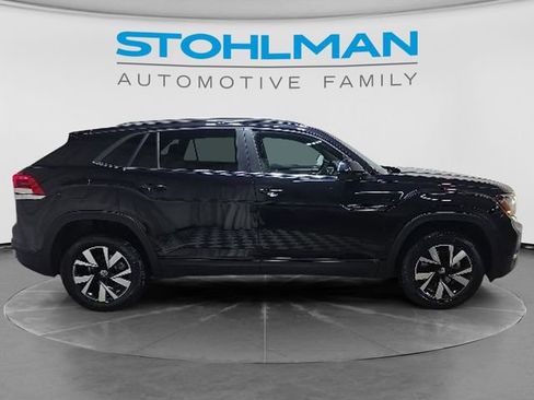 Used 2023 Volkswagen Atlas Cross Sport SE AWD/4WD image 7