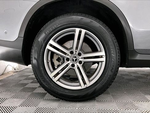 Certified 2022 Mercedes-Benz GLC 300 image 8