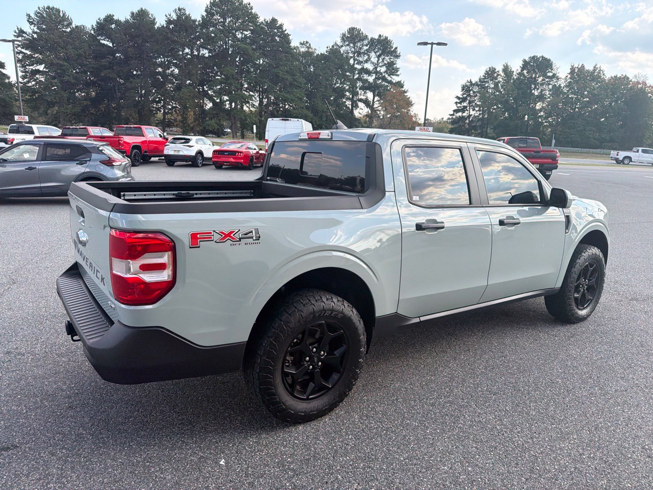 Used 2023 Ford Maverick XLT w/ Equipment Group 300A Standard AWD/4WD image 7