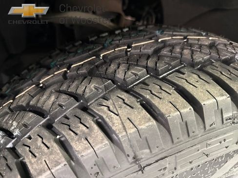 Used 2024 Chevrolet Silverado 1500 LT image 34