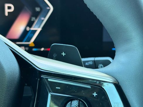 Used 2025 BMW X3 xDrive30i w/ Convenience Package image 32