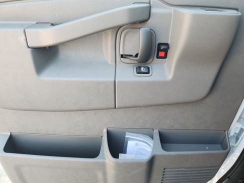 New 2025 Chevrolet Express 3500 w/ Power Convenience Package image 24