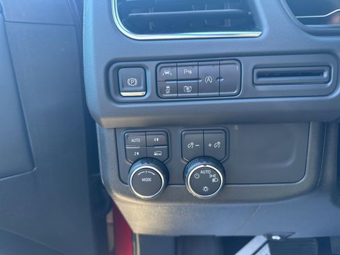 Used 2024 Chevrolet Tahoe RST w/ Luxury Package image 11