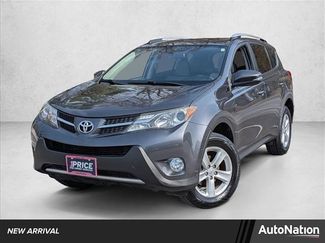 Used 2013 Toyota RAV4 XLE video 1