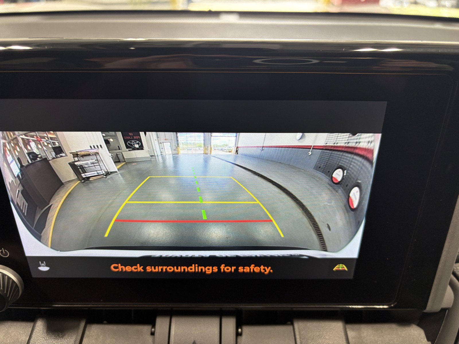 Used 2024 Toyota RAV4 XLE FWD image 31