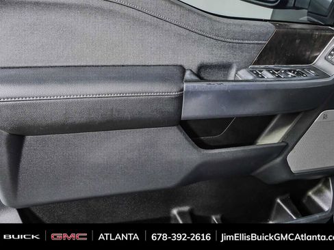 Used 2023 Ford F250 Lariat w/ Sport Appearance Package AWD/4WD image 6