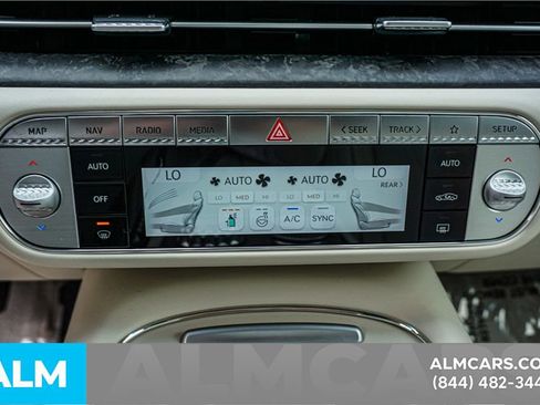 Used 2023 Genesis G90 3.5T image 43