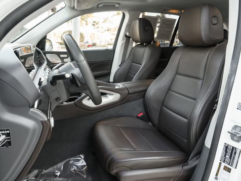 Used 2020 Mercedes-Benz GLE 350 4MATIC image 6